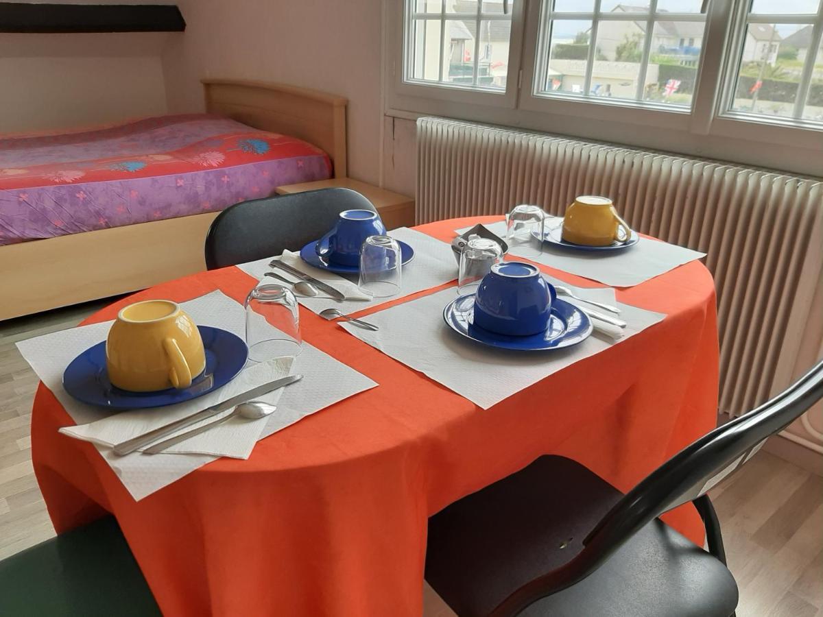 Utah Beach Bed & Breakfast Sainte-Marie-du-Mont  Eksteriør bilde
