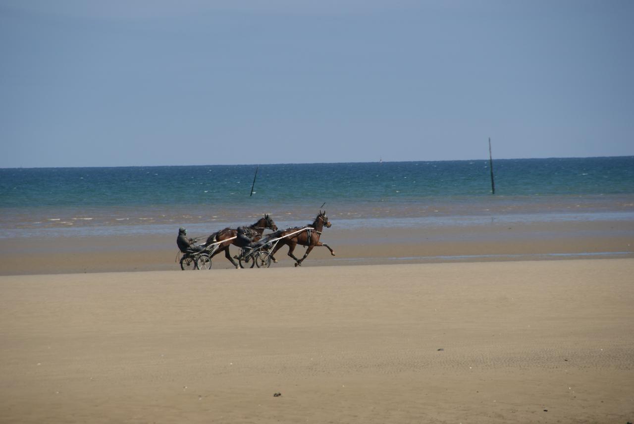 Utah Beach Bed & Breakfast Sainte-Marie-du-Mont  Eksteriør bilde